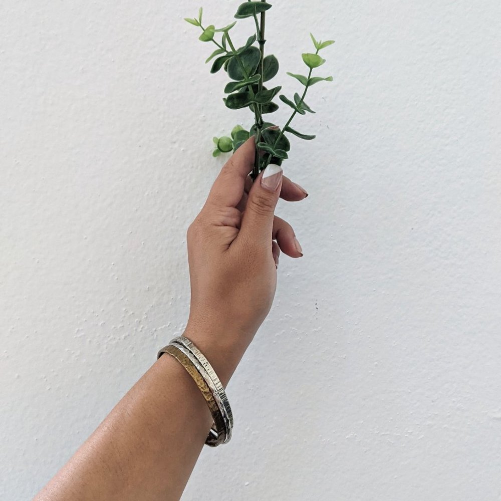 Assorted Metallic Bangle Bracelets - image 3